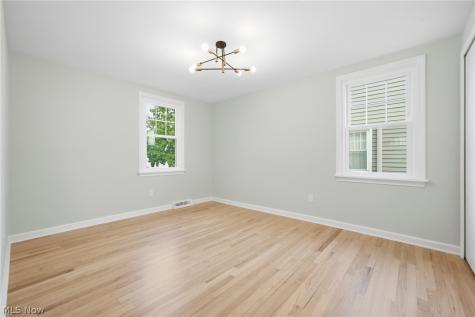 1920 Hampton Road Rocky River OH 44116