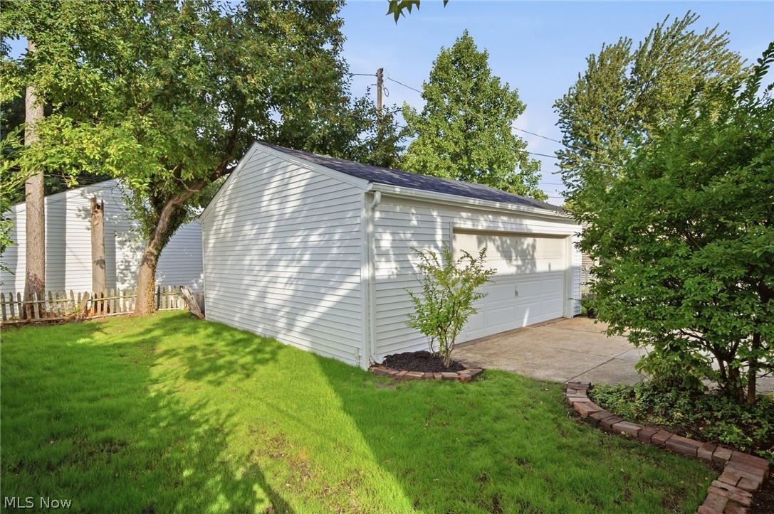 1920 Hampton Road Rocky River OH 44116