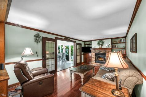 624 Perkins Circle Brunswick OH 44212