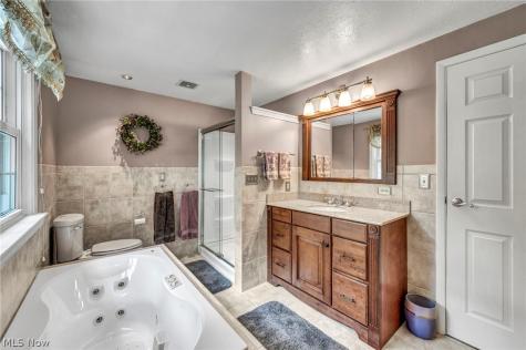 624 Perkins Circle Brunswick OH 44212
