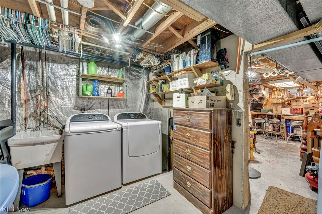 624 Perkins Circle Brunswick OH 44212