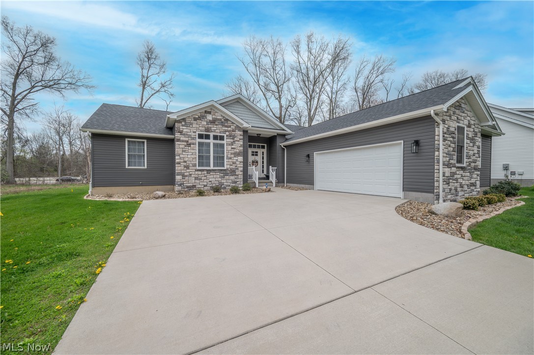 95 Muirfield Drive SE Warren OH 44484