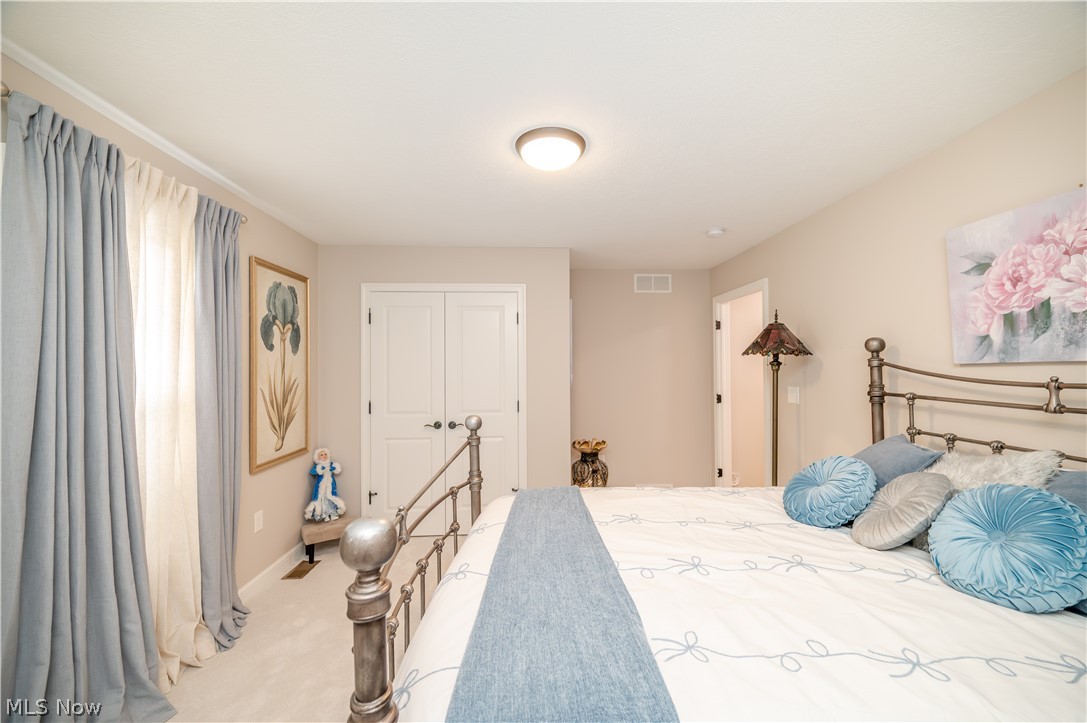 95 Muirfield Drive SE Warren OH 44484
