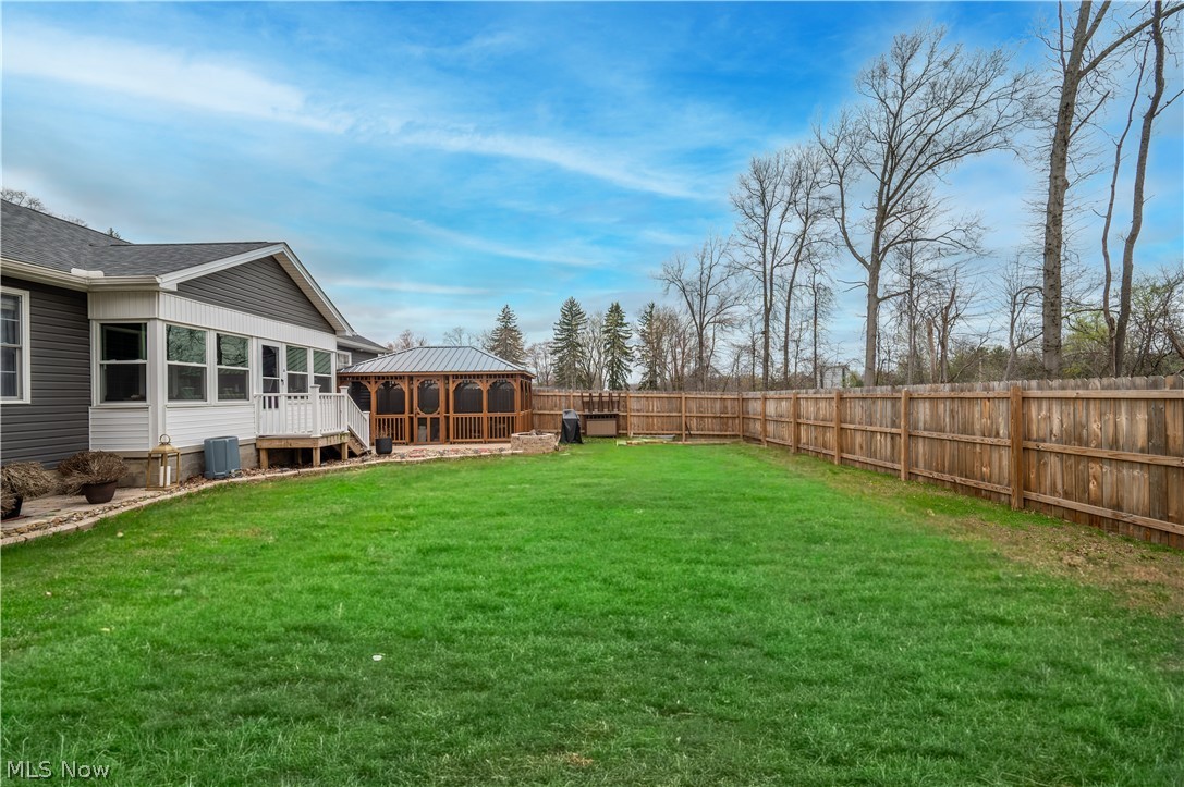 95 Muirfield Drive SE Warren OH 44484