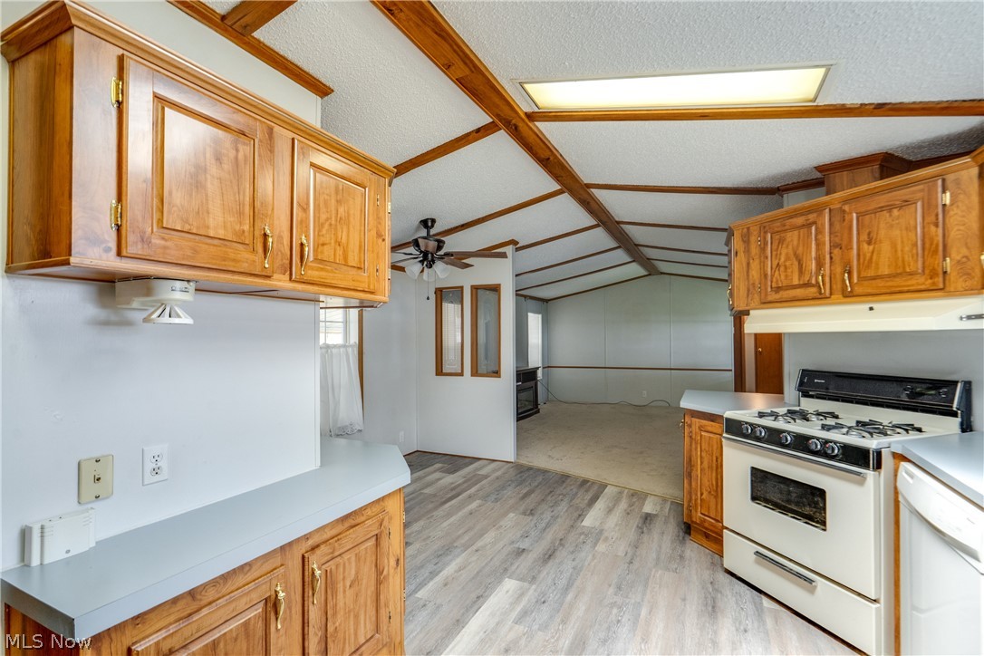 18592 Edwards Road Doylestown OH 44230