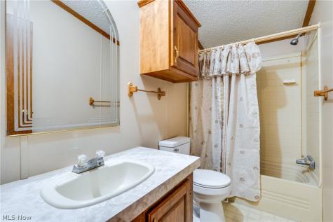 18592 Edwards Road Doylestown OH 44230