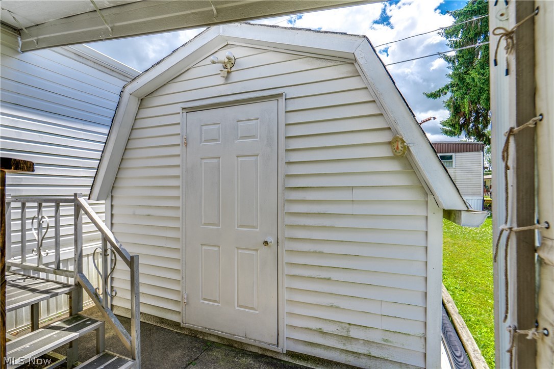 18592 Edwards Road Doylestown OH 44230