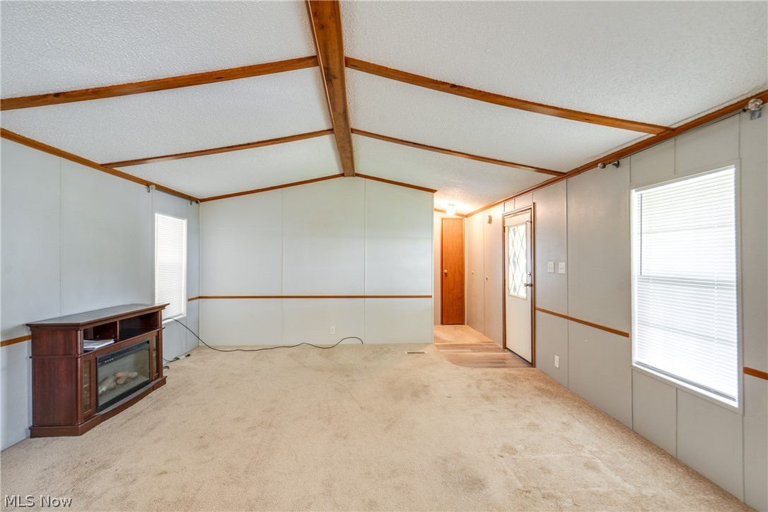 18592 Edwards Road Doylestown OH 44230