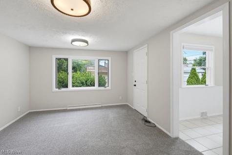 4154 Stonehaven Road South Euclid OH 44121