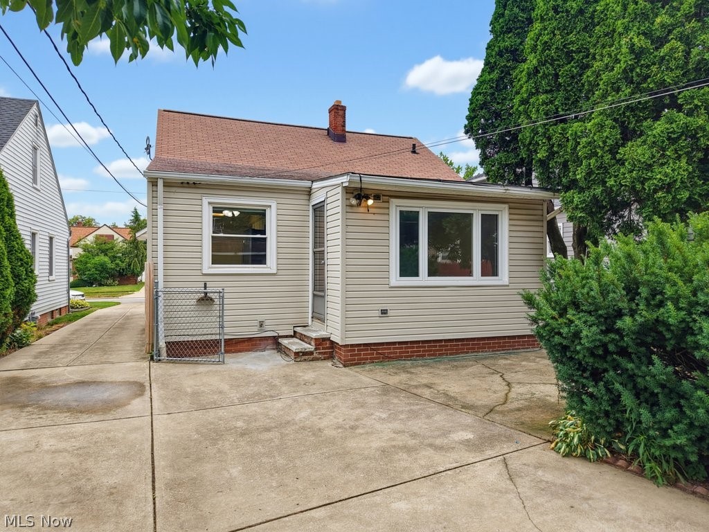 4154 Stonehaven Road South Euclid OH 44121