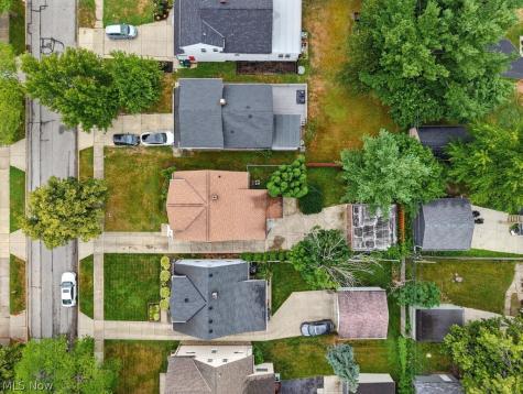 4154 Stonehaven Road South Euclid OH 44121