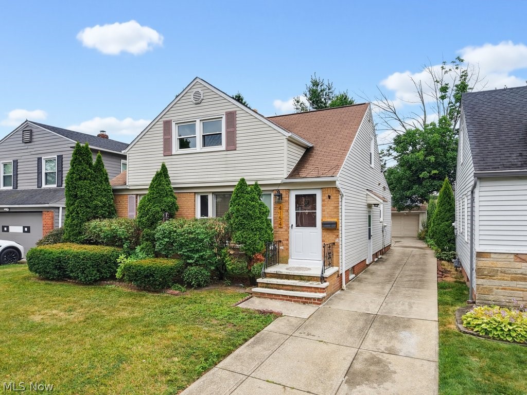 4154 Stonehaven Road South Euclid OH 44121