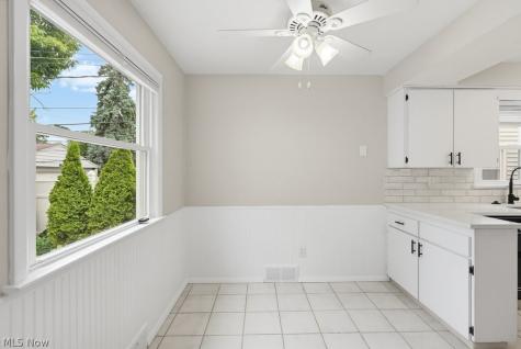 4154 Stonehaven Road South Euclid OH 44121
