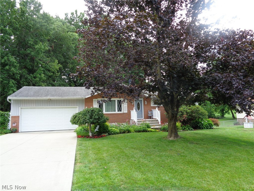 824 39th Street SW Canton OH 44706