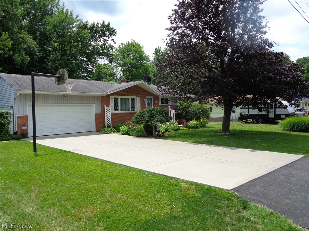 824 39th Street SW Canton OH 44706