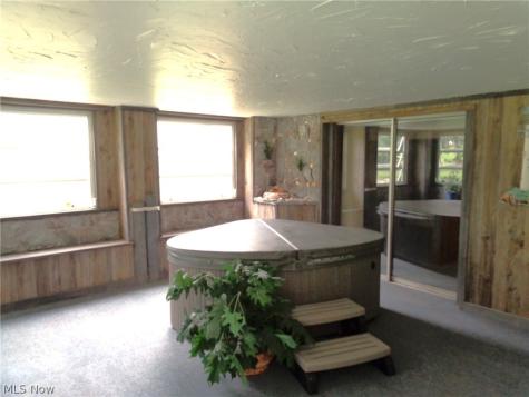 824 39th Street SW Canton OH 44706