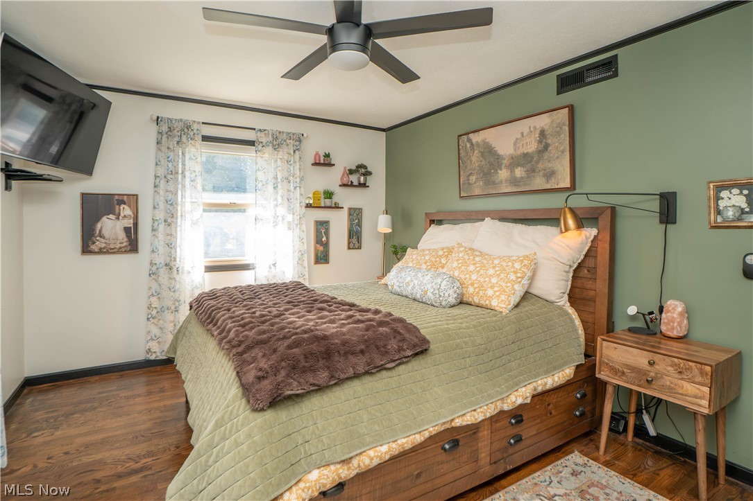 5522 Grove Street Louisville OH 44641