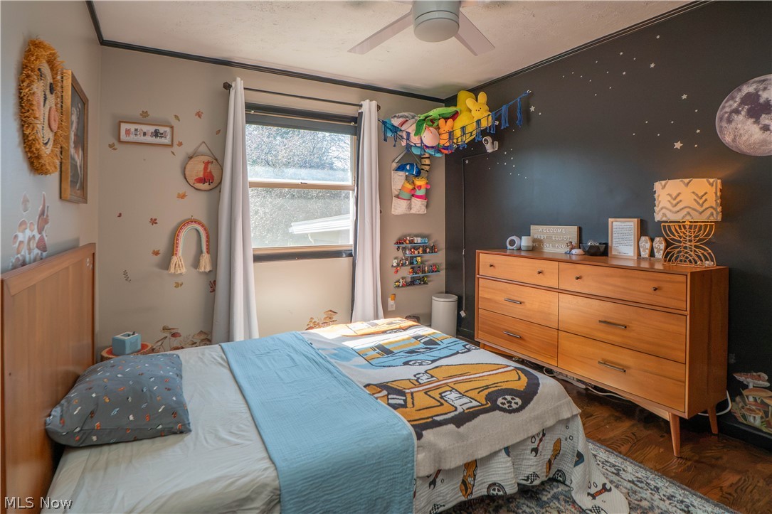 5522 Grove Street Louisville OH 44641