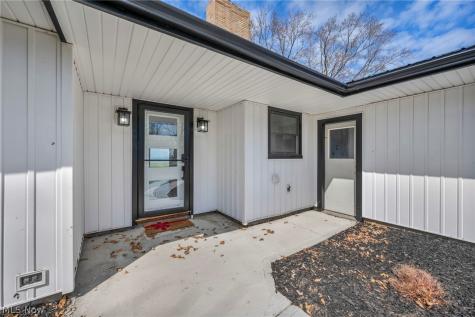 32321 Lake Shore Boulevard Willowick OH 44095