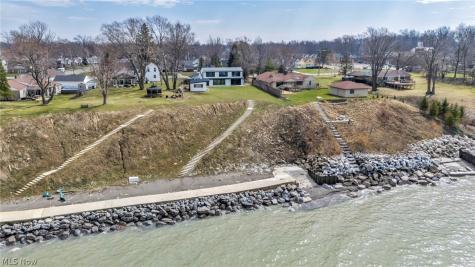 32321 Lake Shore Boulevard Willowick OH 44095