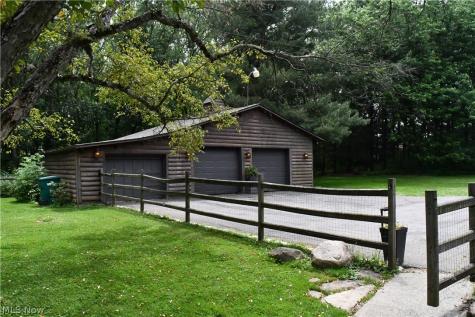 10566 Clapsaddle Avenue NE Alliance OH 44601