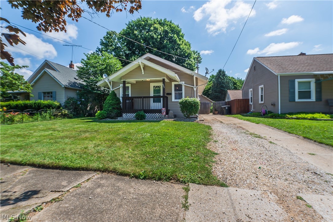 605 Essex Street Akron OH 44306