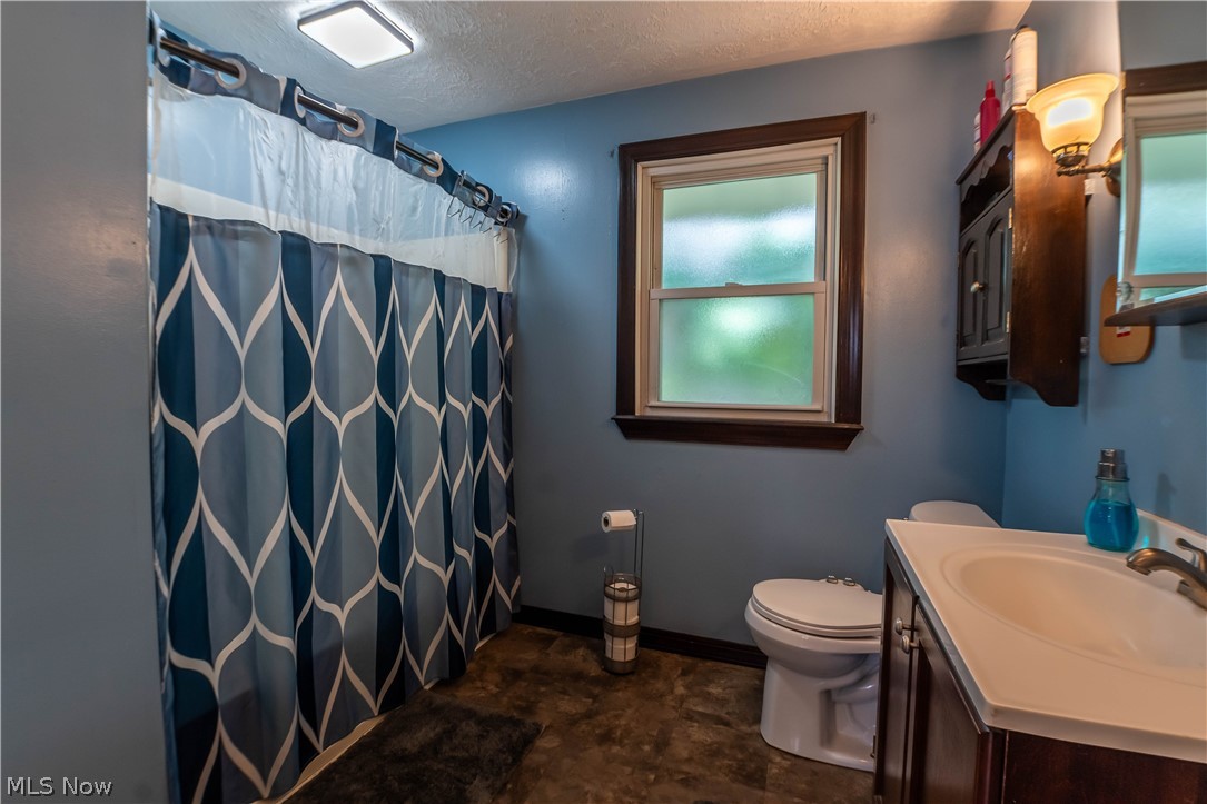 605 Essex Street Akron OH 44306
