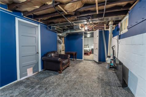 605 Essex Street Akron OH 44306