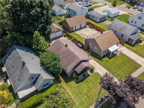 605 Essex Street Akron OH 44306
