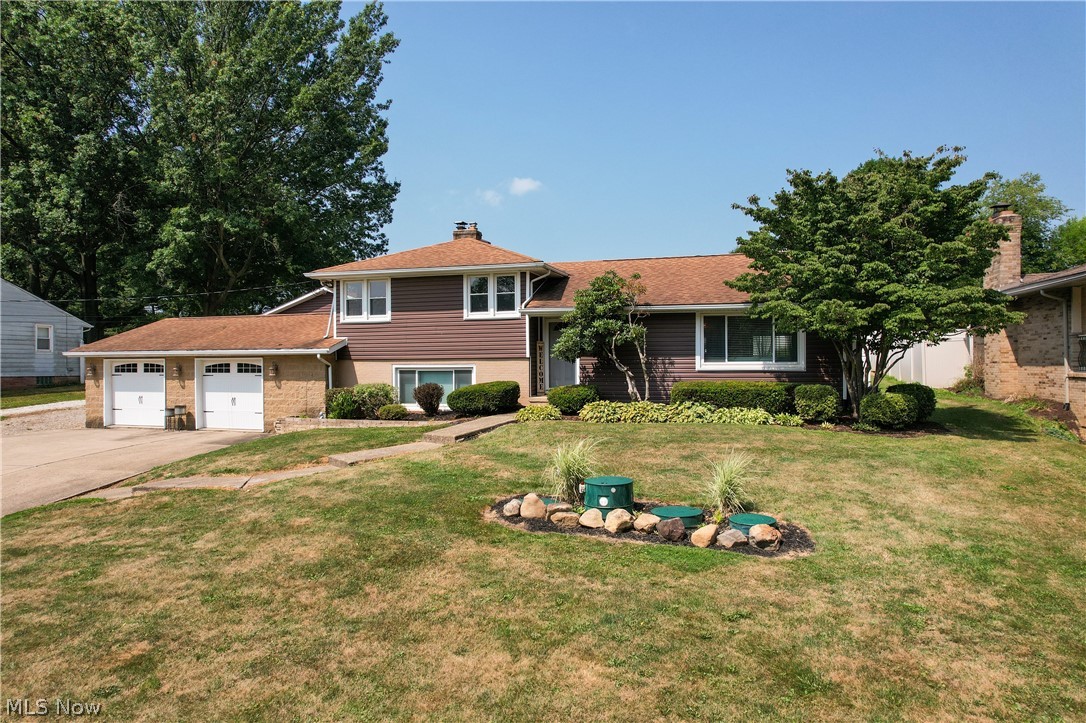 6203 Melody Road NE Canton OH 44721