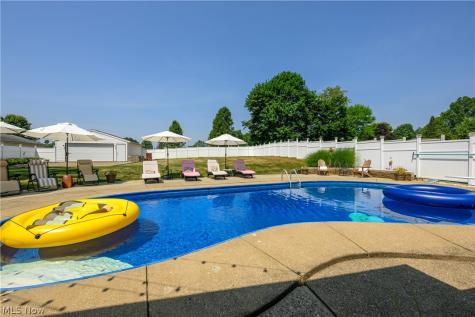 6203 Melody Road NE Canton OH 44721