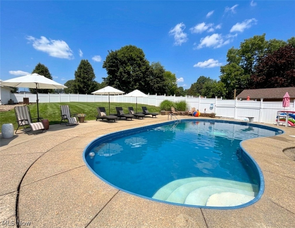 6203 Melody Road NE Canton OH 44721