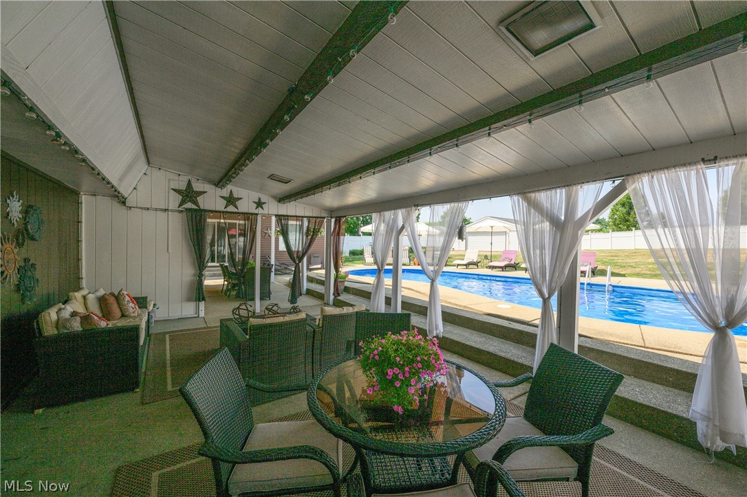 6203 Melody Road NE Canton OH 44721