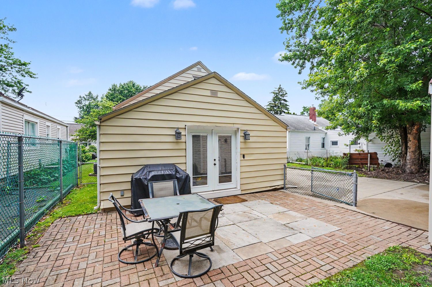 663 Essex Street Akron OH 44306