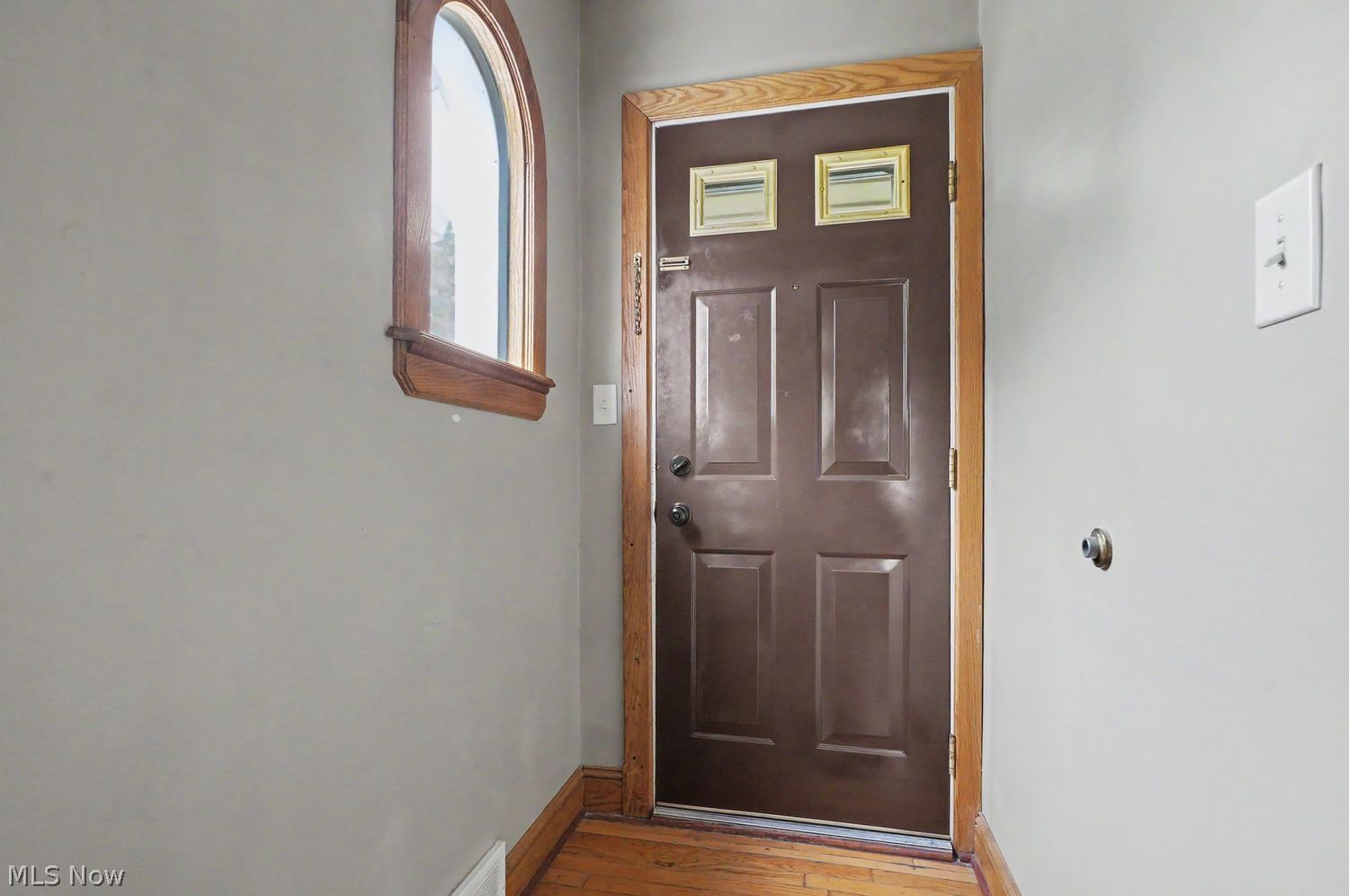 663 Essex Street Akron OH 44306