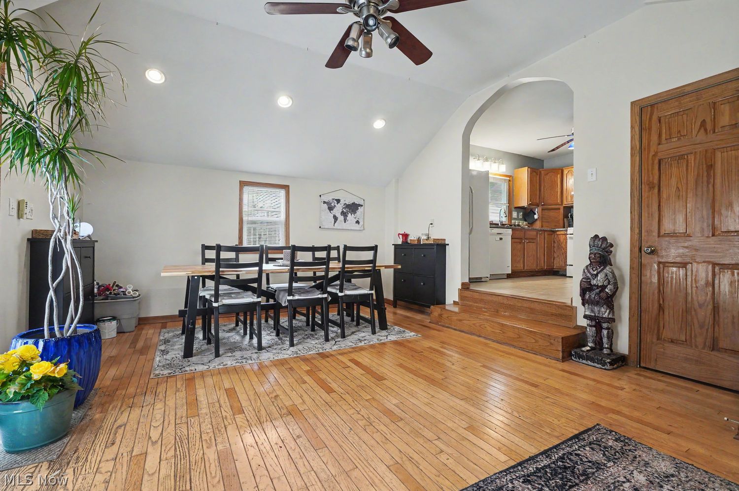 663 Essex Street Akron OH 44306