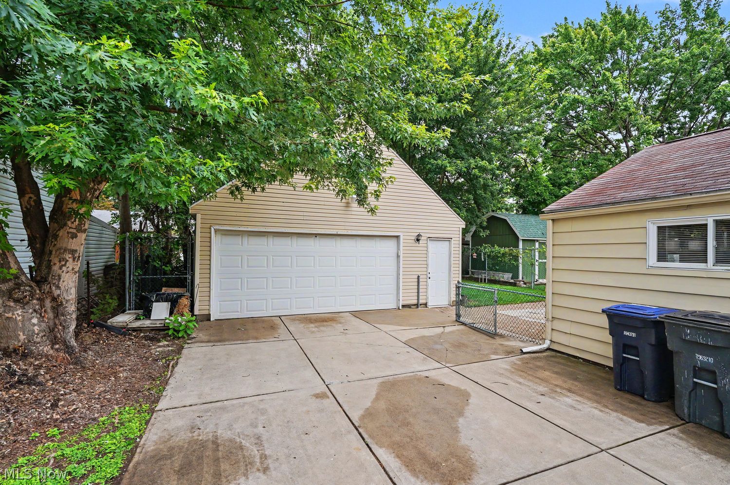 663 Essex Street Akron OH 44306