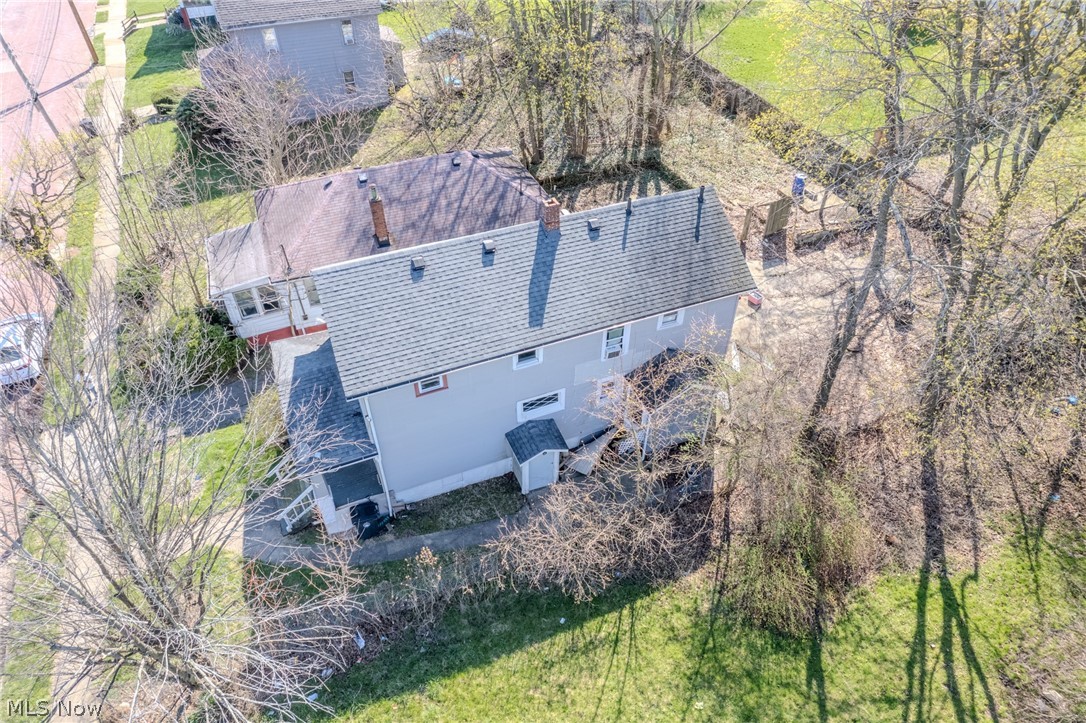 1138 7th Avenue Akron OH 44306