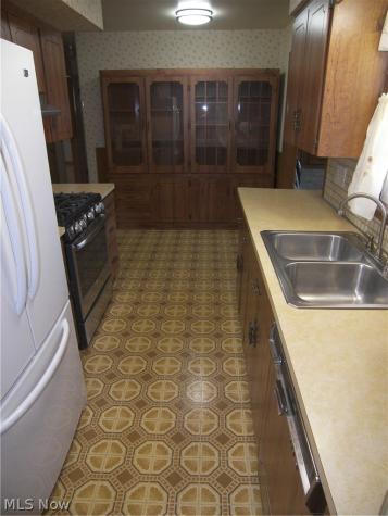 20871 Trebec Boulevard Euclid OH 44119