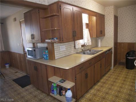 20871 Trebec Boulevard Euclid OH 44119