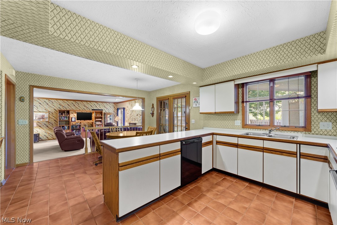 24177 Stonehedge Drive Westlake OH 44145