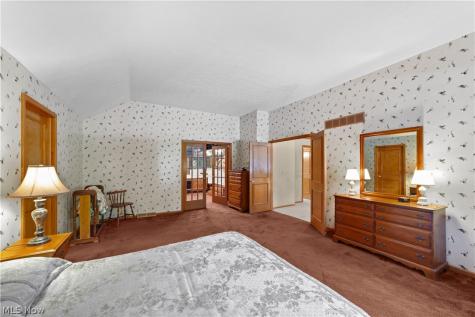 24177 Stonehedge Drive Westlake OH 44145
