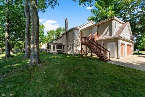 24177 Stonehedge Drive Westlake OH 44145