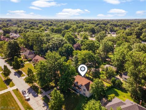 24177 Stonehedge Drive Westlake OH 44145