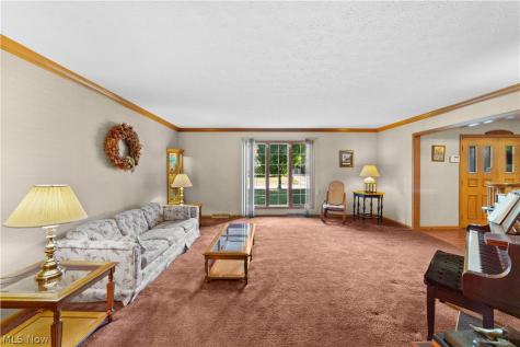24177 Stonehedge Drive Westlake OH 44145