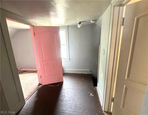 5578 Dalewood Avenue Cleveland OH 44137