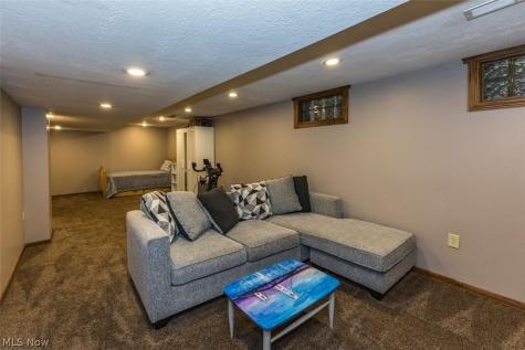 5321 Swepstone Street NW Canton OH 44708