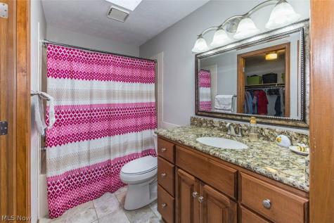 5321 Swepstone Street NW Canton OH 44708