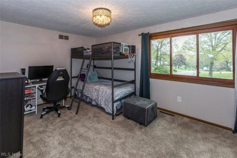 5321 Swepstone Street NW Canton OH 44708