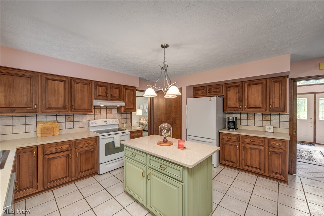 2049 Rusnak Trail Broadview Heights OH 44147